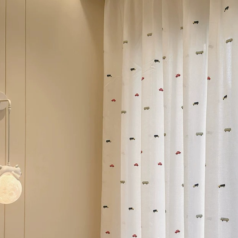 고급 수제 자수 기법으로 제작된, 투명하고 귀여운 만화 - Home Office Interior Design 리뷰 및 가격